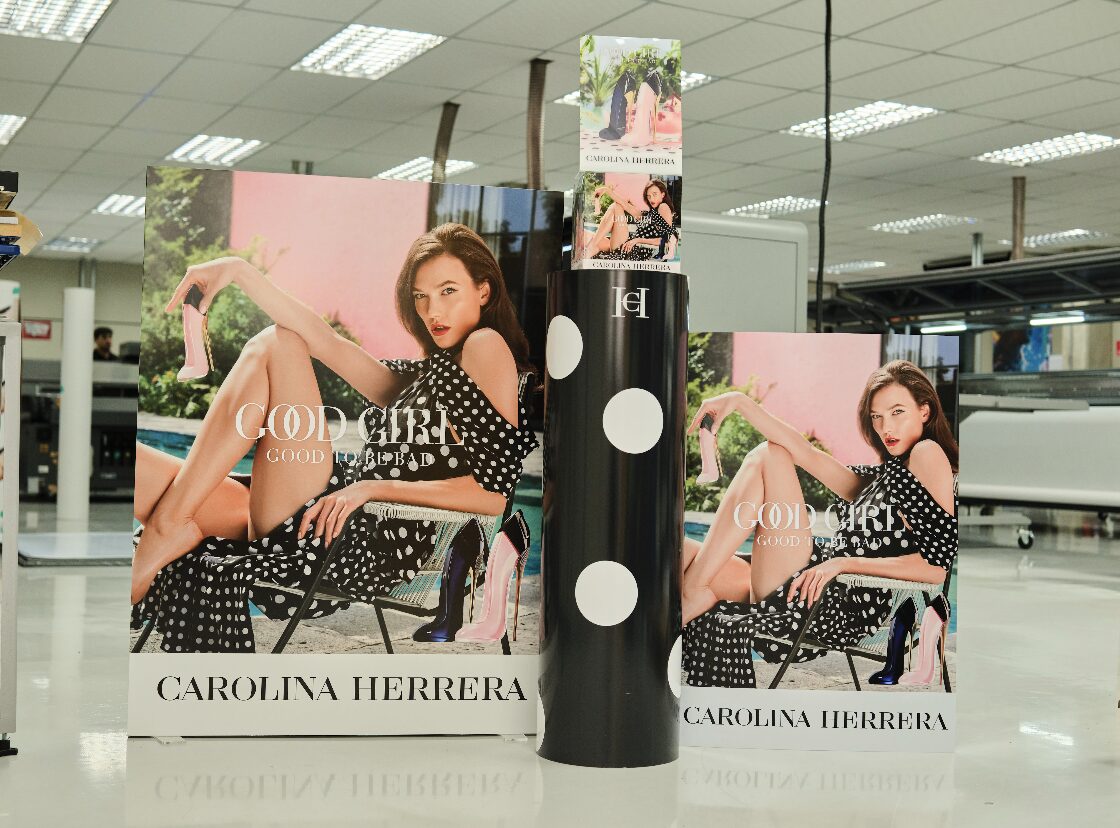 Display Carolina Herrera